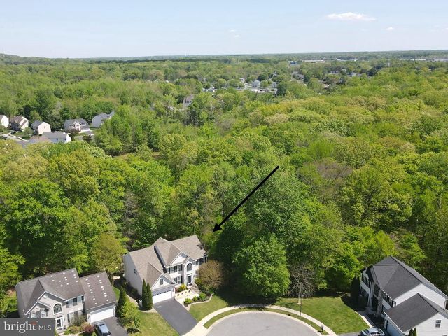 121 GLENCOE CT, Newark, DE 19702