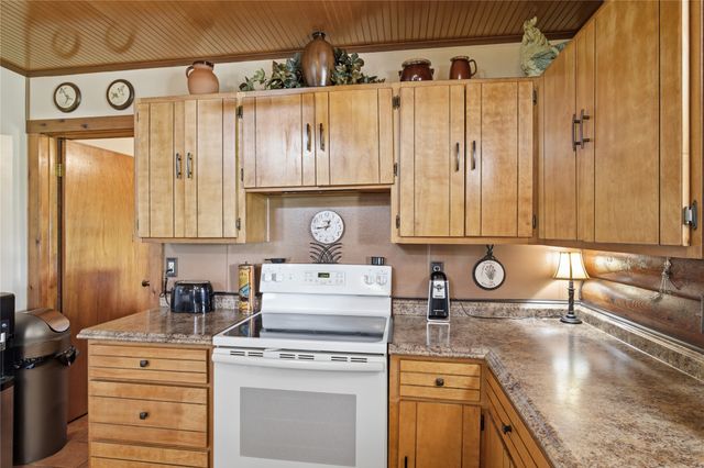 2498 Fm 904 N, Pecan Gap, TX 75469