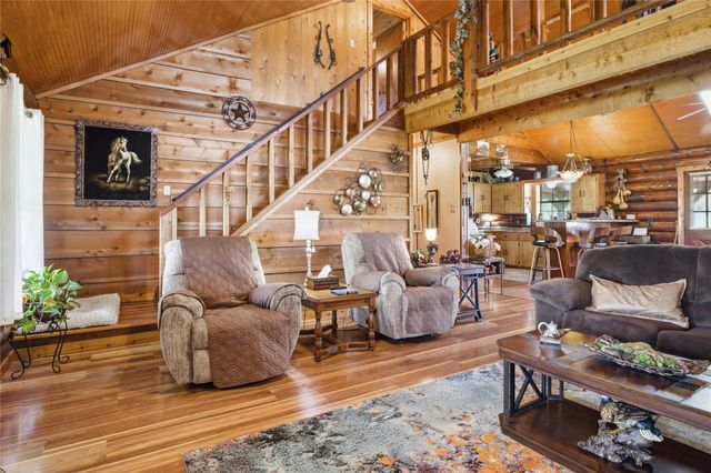 2498 Fm 904 N, Pecan Gap, TX 75469