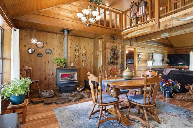 2498 Fm 904 N, Pecan Gap, TX 75469