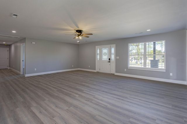 388 Edgewater Street, Dayton, TN 37321