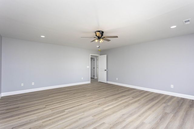 388 Edgewater Street, Dayton, TN 37321