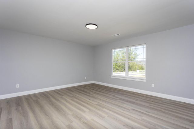 388 Edgewater Street, Dayton, TN 37321