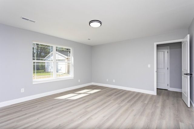 388 Edgewater Street, Dayton, TN 37321