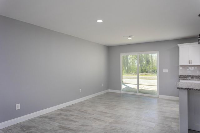 388 Edgewater Street, Dayton, TN 37321