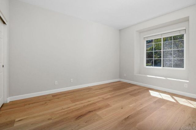 6085 Hillpointe Row, La Jolla, CA 92037