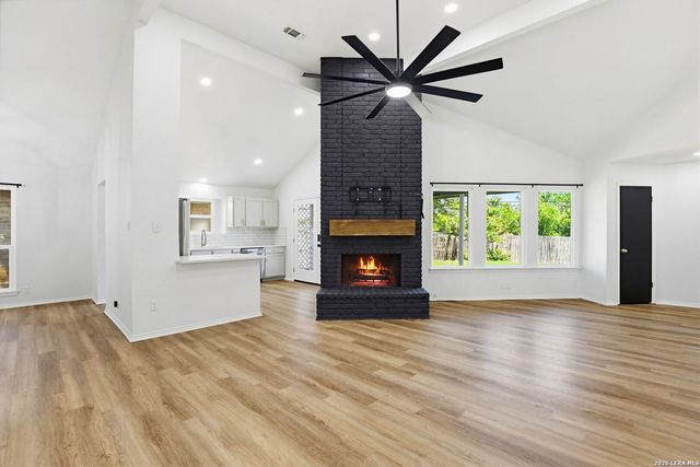 8114 Forest Bow, Live Oak, TX 78233