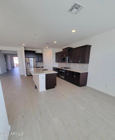 37100 N Rhinelander Drive, San Tan Valley, AZ 85140
