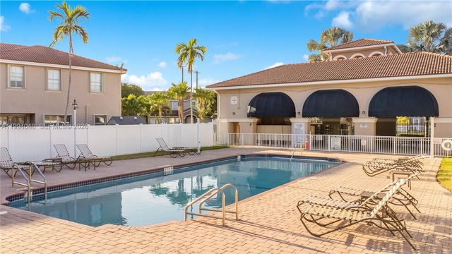 27433 SW 137th Ct 1, Homestead, FL 33032