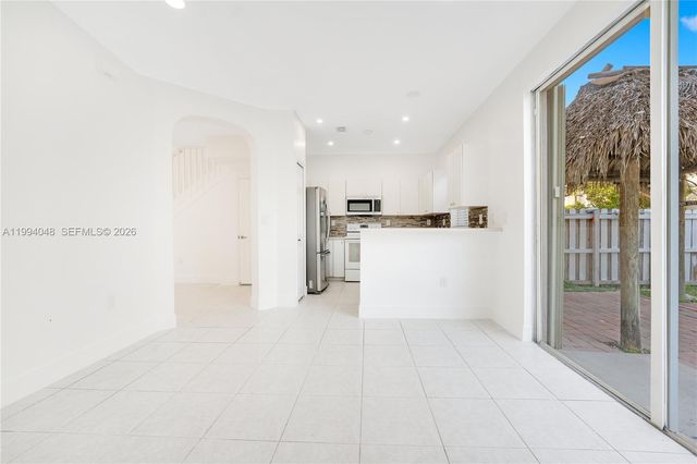 27433 SW 137th Ct 1, Homestead, FL 33032