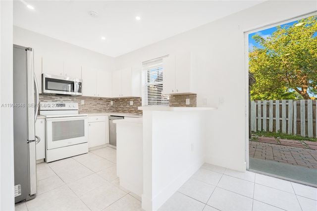 27433 SW 137th Ct 1, Homestead, FL 33032