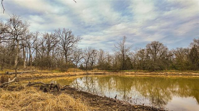 9535 NE 681 Road, Lowry City, MO 64763