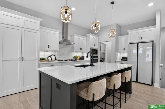 20982 Polk Street, Omaha, NE 68022