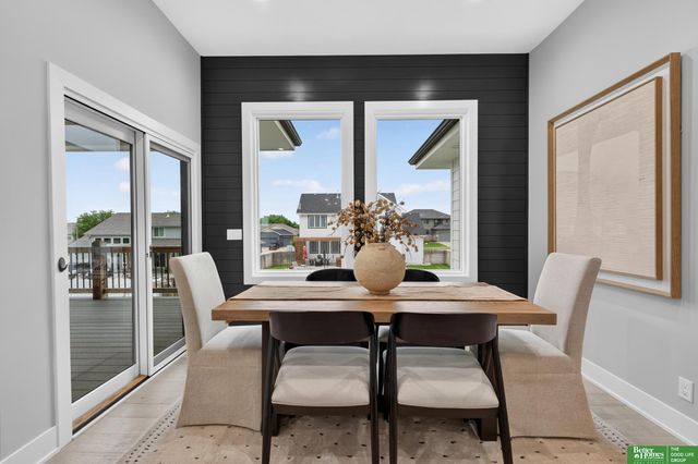 20982 Polk Street, Omaha, NE 68022