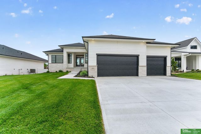 20982 Polk Street, Omaha, NE 68022