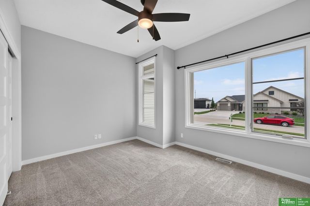 20982 Polk Street, Omaha, NE 68022