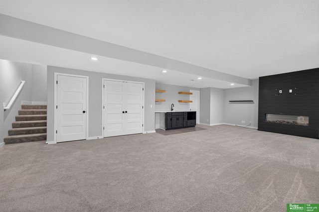 20982 Polk Street, Omaha, NE 68022