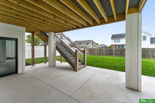 20982 Polk Street, Omaha, NE 68022