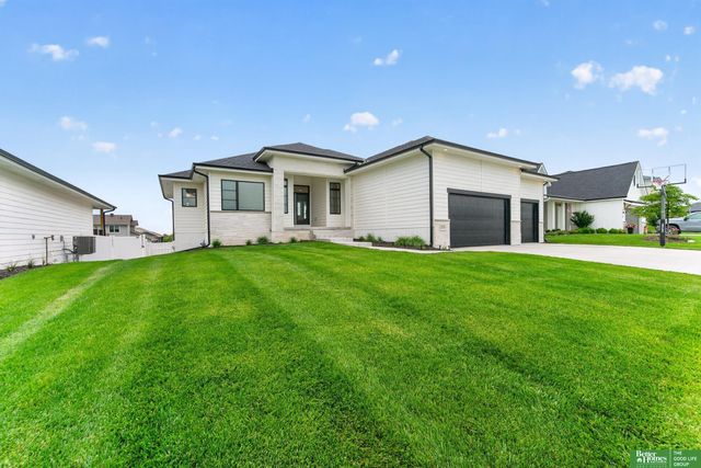20982 Polk Street, Omaha, NE 68022