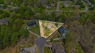 7504 Hunter York Ct, Fairview, TN 37062