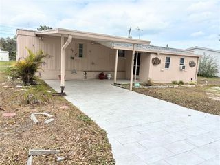 210 JANET LANE, Lakeland, FL 33809