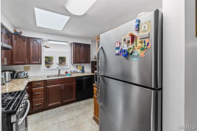 1048 Bermuda Drive, Edwardsville, IL 62025