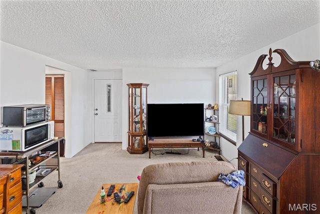1048 Bermuda Drive, Edwardsville, IL 62025