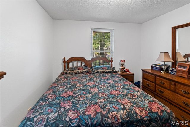 1048 Bermuda Drive, Edwardsville, IL 62025