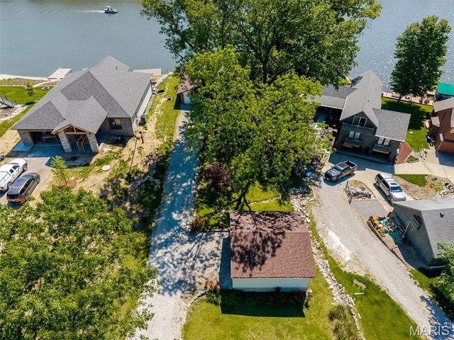 1048 Bermuda Drive, Edwardsville, IL 62025