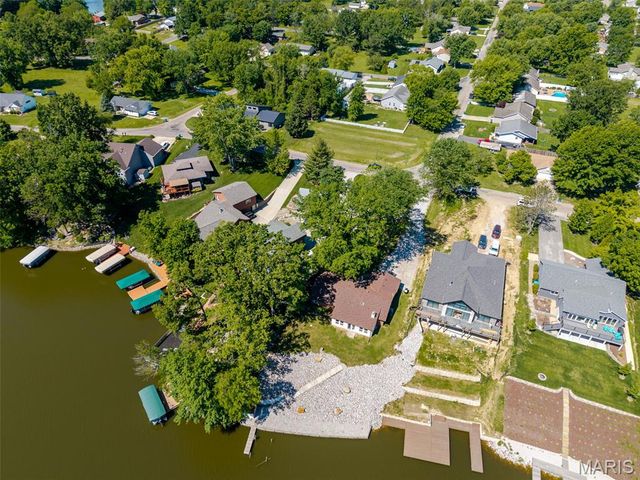 1048 Bermuda Drive, Edwardsville, IL 62025