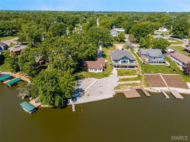 1048 Bermuda Drive, Edwardsville, IL 62025