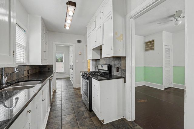 1100 W Morton Street, Denison, TX 75020