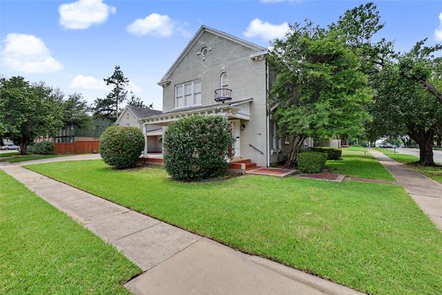 1100 W Morton Street, Denison, TX 75020