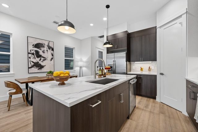 305 Marcella Street C, Houston, TX 77091