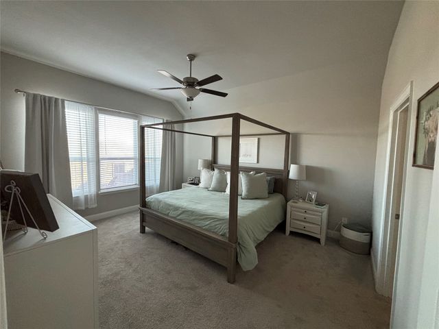 426 Wilkerson Lane, Justin, TX 76247