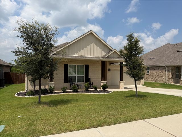 426 Wilkerson Lane, Justin, TX 76247