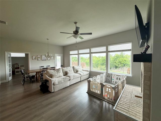 426 Wilkerson Lane, Justin, TX 76247
