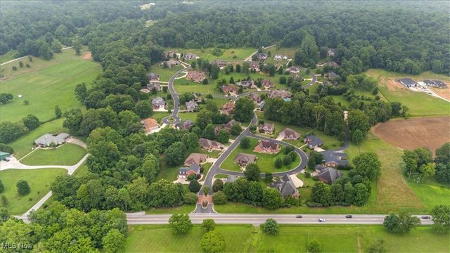 64 Alexander Drive, Williamstown, WV 26187