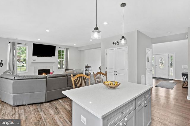 218 FORD AVE, Langhorne, PA 19047