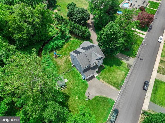 218 FORD AVE, Langhorne, PA 19047