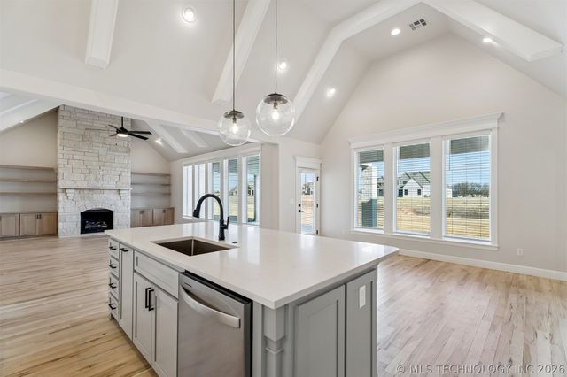 17539 S 52nd East Avenue, Bixby, OK 74008