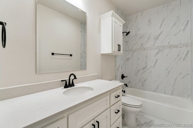 17539 S 52nd East Avenue, Bixby, OK 74008