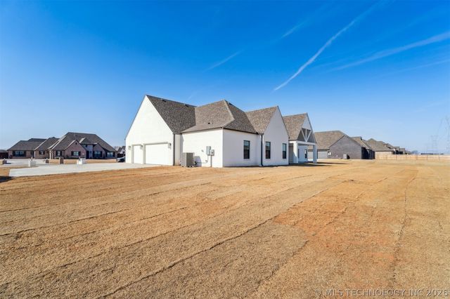 17539 S 52nd East Avenue, Bixby, OK 74008