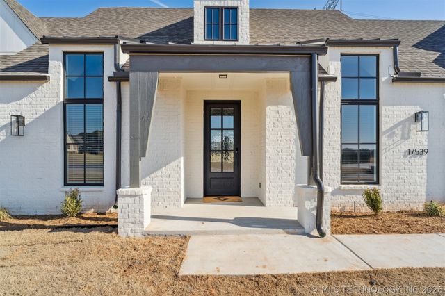 17539 S 52nd East Avenue, Bixby, OK 74008