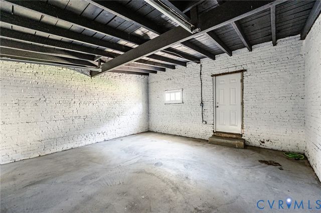 607 N 37th St, Richmond, VA 23223