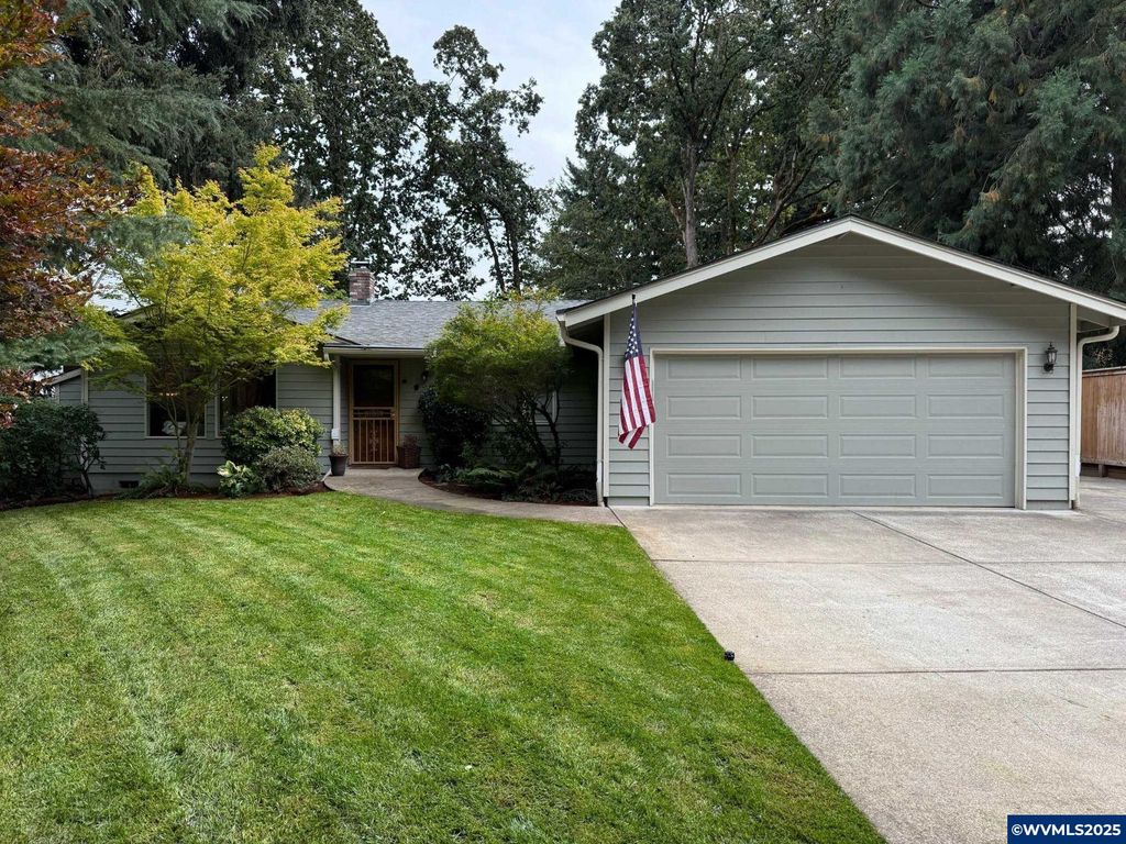 2324 Thrush Ct SE, Salem, OR 97306