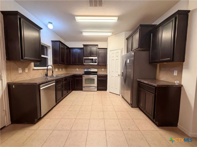 5105 Willamette Lane, Killeen, TX 76549