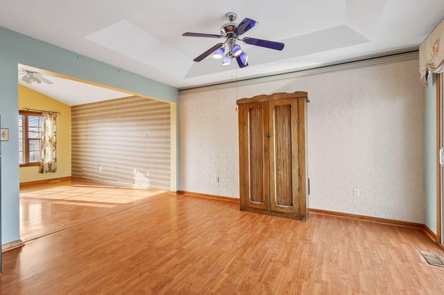 5684 Dove Dale Avenue, Portage, IN 46368