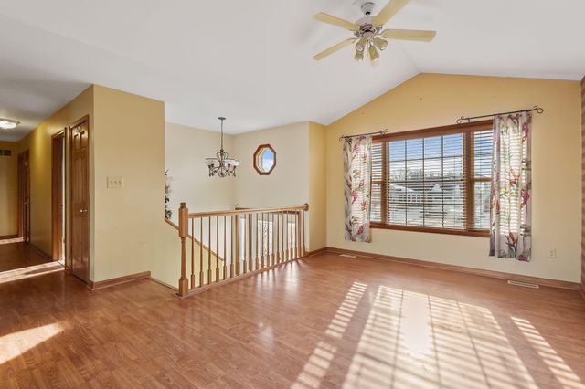 5684 Dove Dale Avenue, Portage, IN 46368