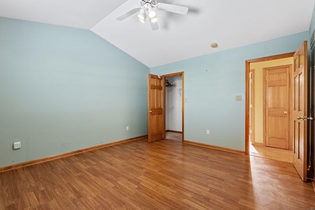 5684 Dove Dale Avenue, Portage, IN 46368